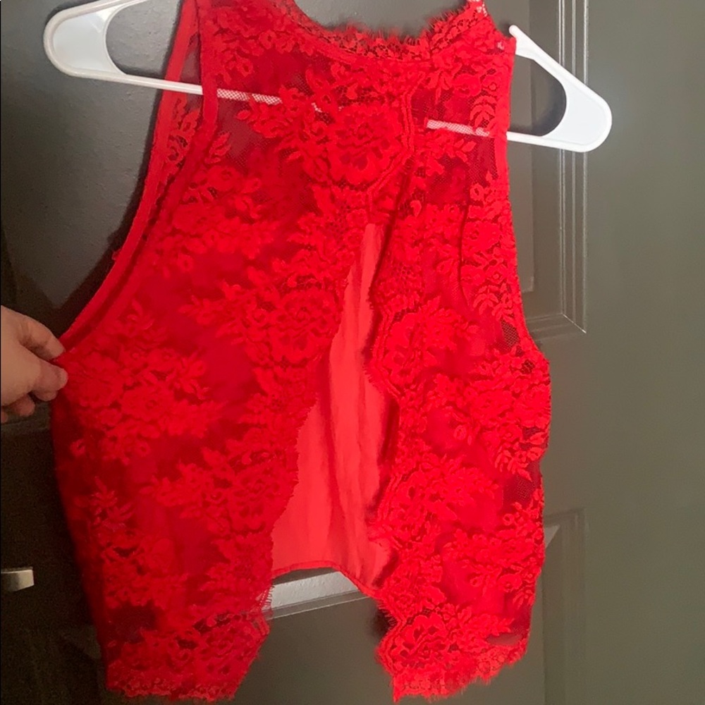 Lace top - Picture 2 of 2